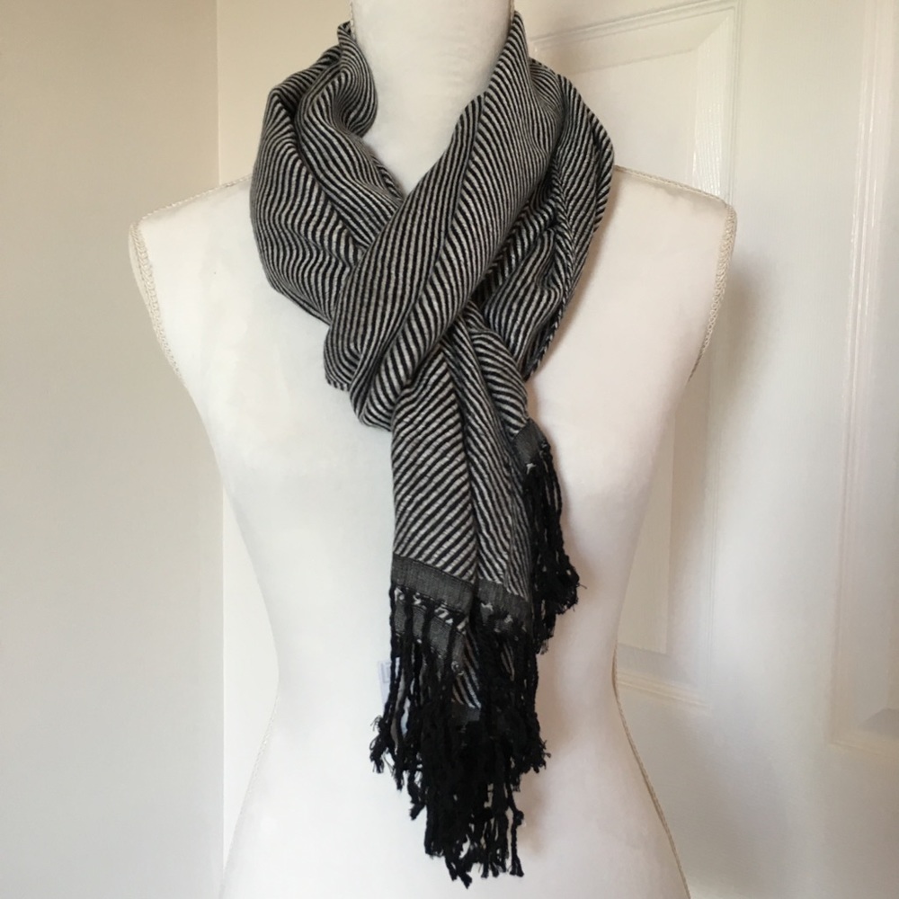 Scarf - New!